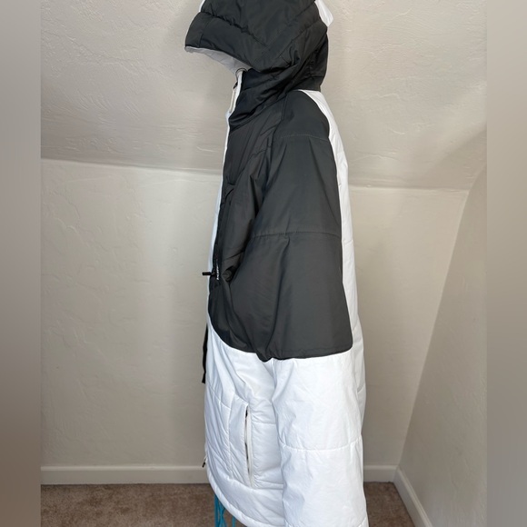 Burton Dry Ride Color Block Snowboard Jacket - Picture 5 of 16